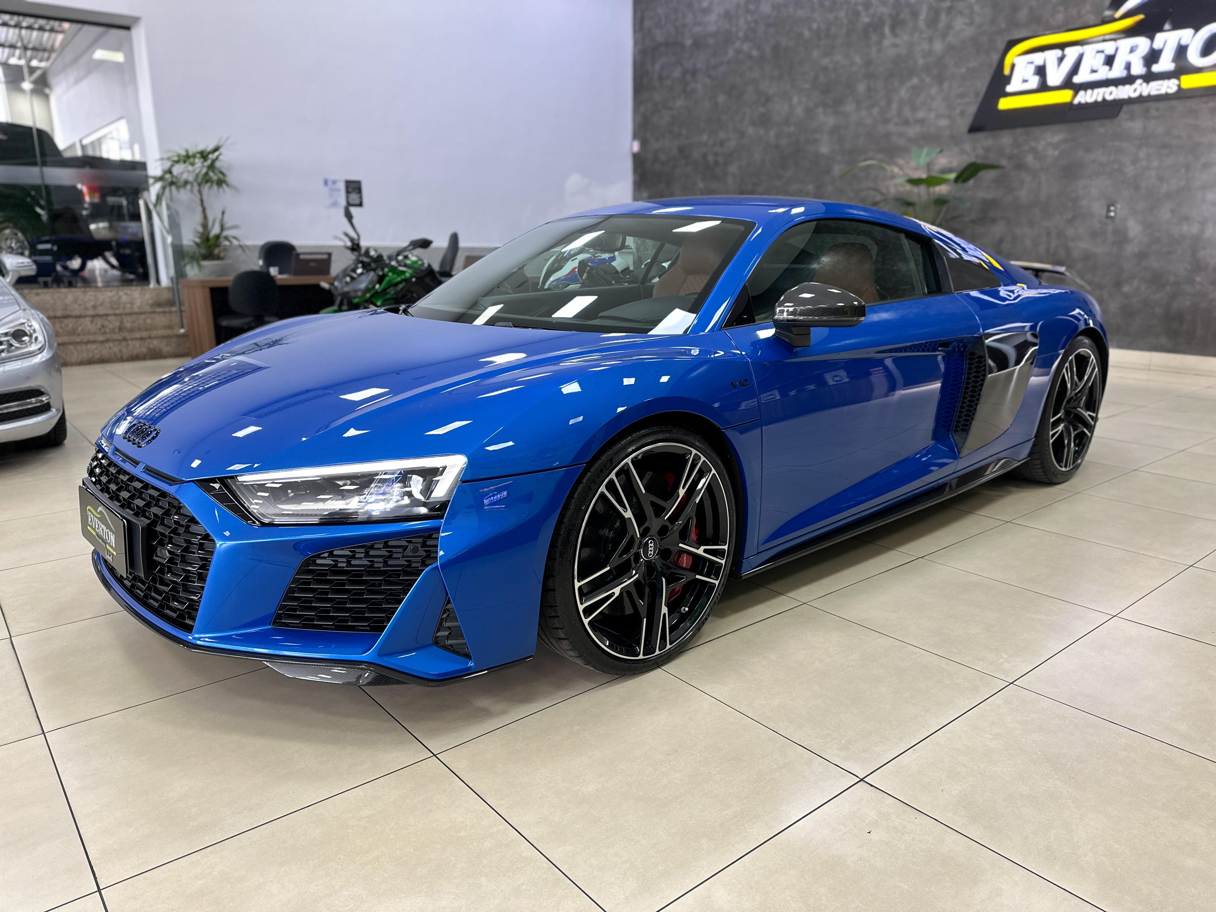 R8 